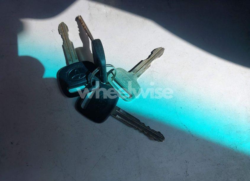 Photo 11 of 2001 Toyota Tacoma (VIN 5TEVL52N31Z747290)