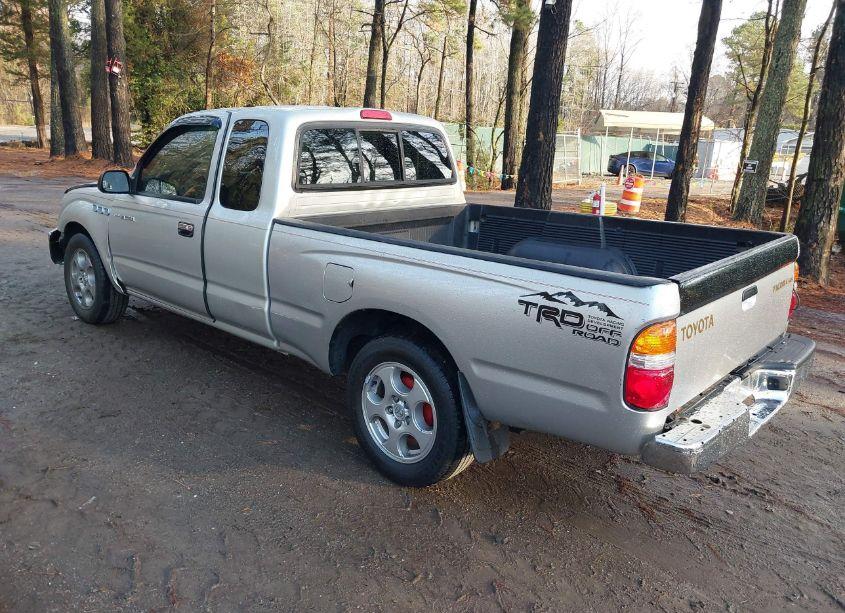 Photo 3 of 2001 Toyota Tacoma XTRACAB (VIN 5TEVL52N31Z828161)