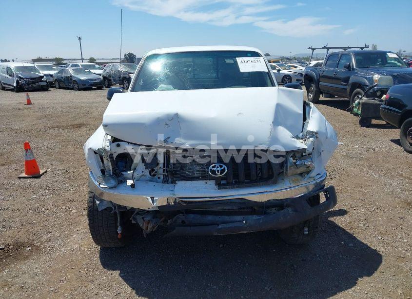 Photo 13 of 2001 Toyota Tacoma (VIN 5TEVL52N41Z865431)