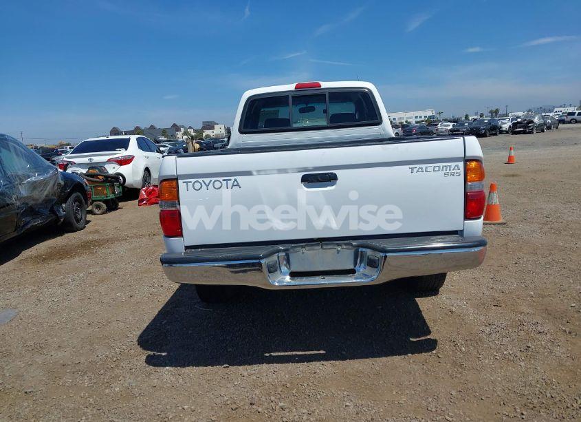 Photo 17 of 2001 Toyota Tacoma (VIN 5TEVL52N41Z865431)