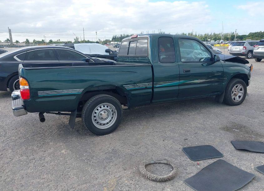 Photo 4 of 2002 Toyota Tacoma (VIN 5TEVL52N42Z033265)