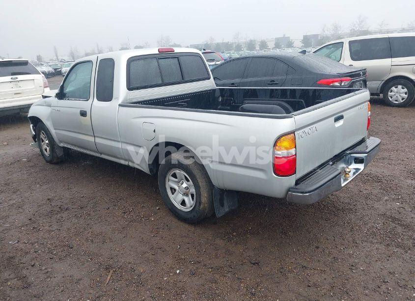 Photo 3 of 2002 Toyota Tacoma (VIN 5TEVL52N42Z037381)