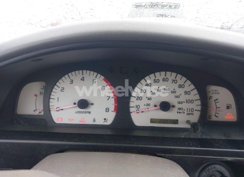 Photo 7 of 2002 Toyota Tacoma (VIN 5TEVL52N42Z037381)