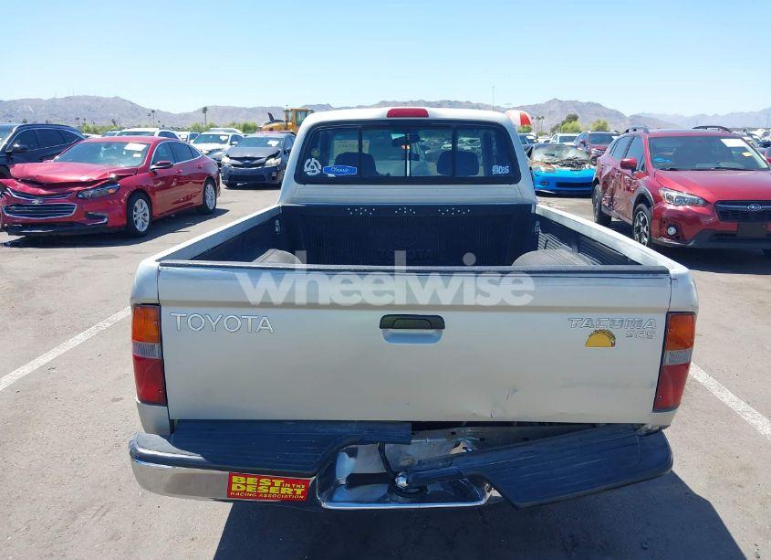 Photo 16 of 2000 Toyota Tacoma (VIN 5TEVL52N4YZ710341)