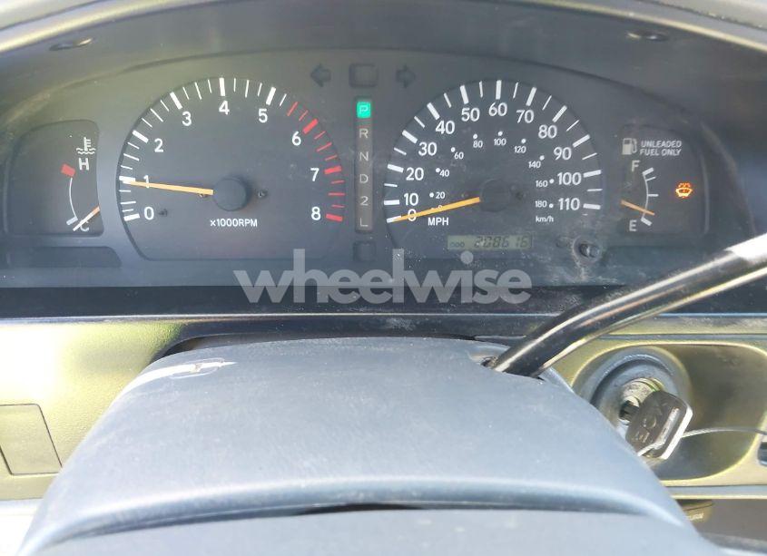 Photo 7 of 2000 Toyota Tacoma (VIN 5TEVL52N4YZ710341)