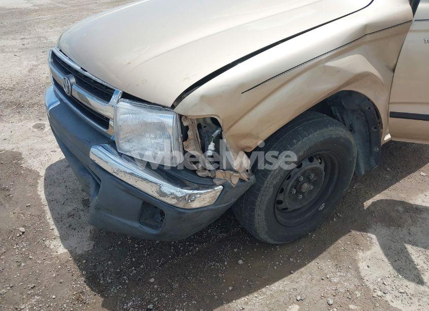 Photo 6 of 2000 Toyota Tacoma (VIN 5TEVL52N4YZ717158)