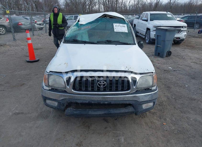 Photo 12 of 2002 Toyota Tacoma (VIN 5TEVL52N52Z079509)