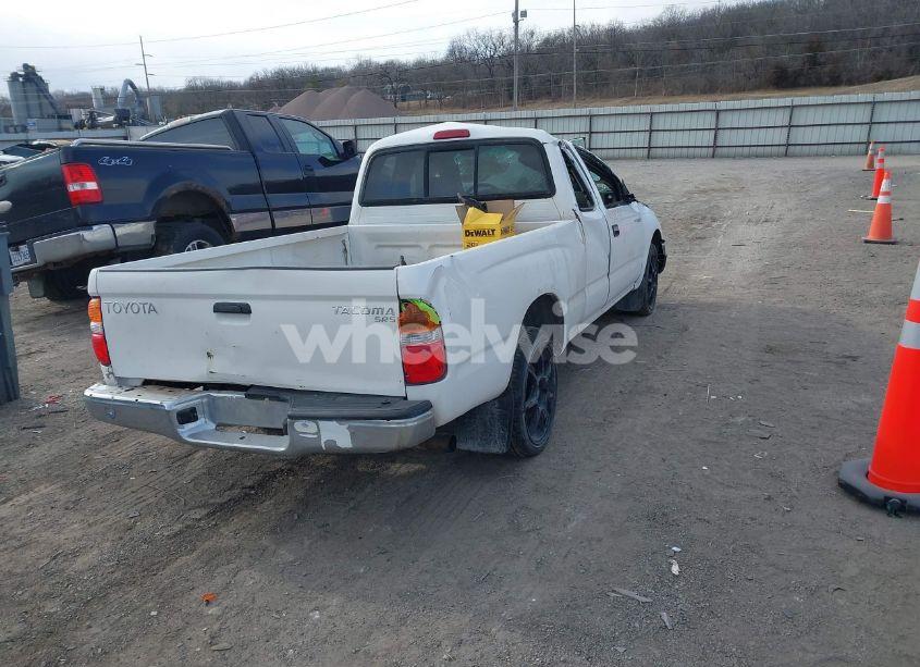 Photo 4 of 2002 Toyota Tacoma (VIN 5TEVL52N52Z079509)