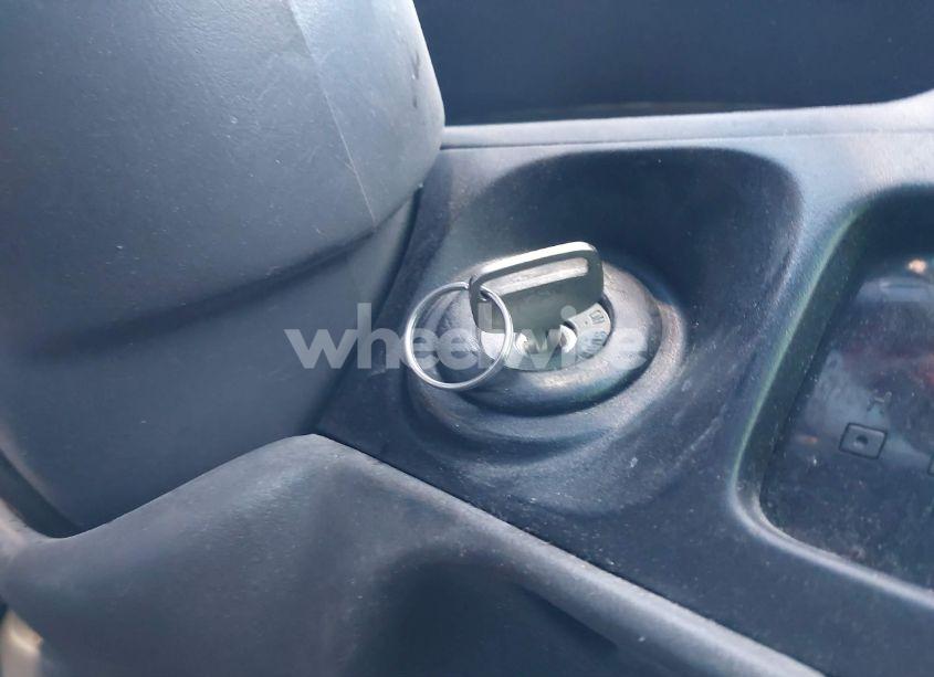 Photo 11 of 2003 Toyota Tacoma (VIN 5TEVL52N53Z157353)