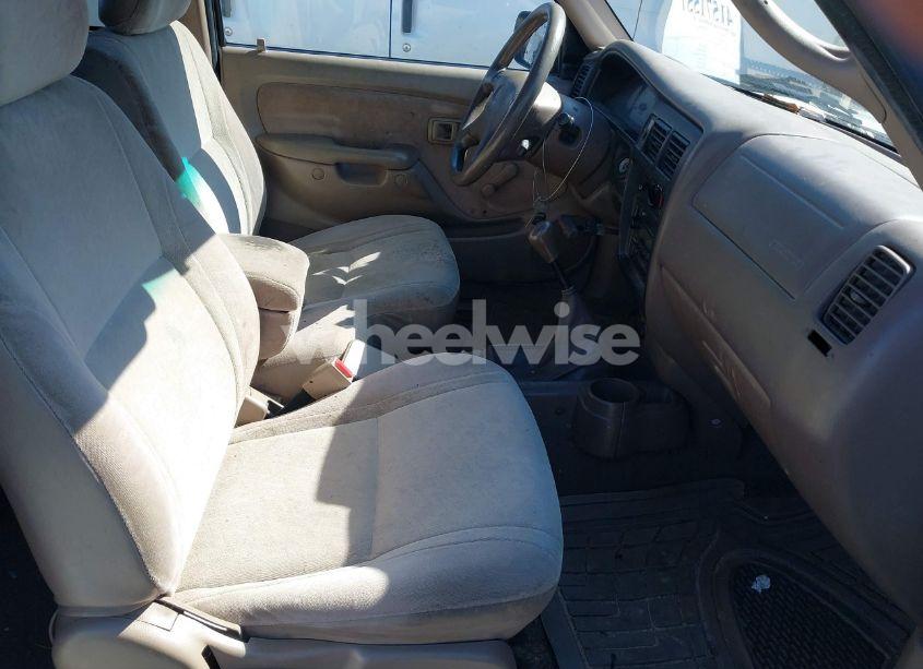 Photo 5 of 2001 Toyota Tacoma (VIN 5TEVL52N61Z793728)