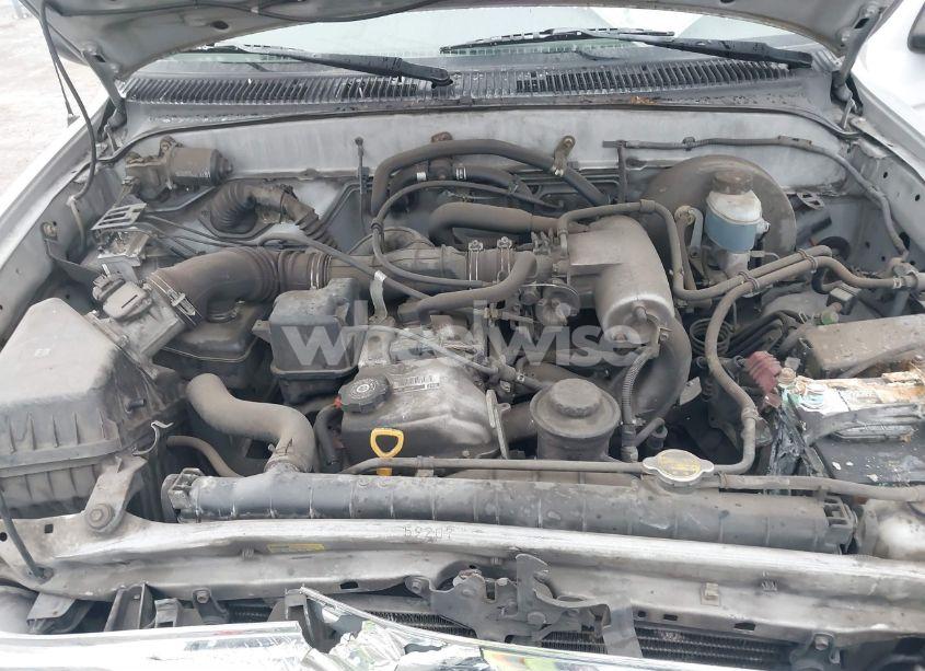 Photo 10 of 2003 Toyota Tacoma (VIN 5TEVL52N63Z274018)