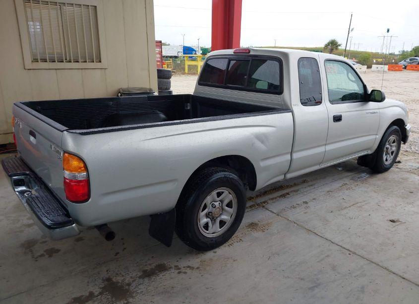 Photo 4 of 2004 Toyota Tacoma (VIN 5TEVL52N64Z347115)