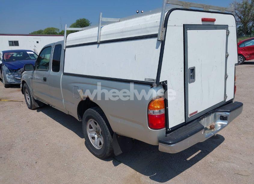 Photo 3 of 2004 Toyota Tacoma (VIN 5TEVL52N64Z437753)
