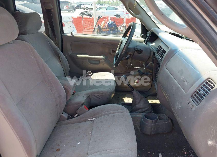 Photo 5 of 2004 Toyota Tacoma (VIN 5TEVL52N64Z437753)