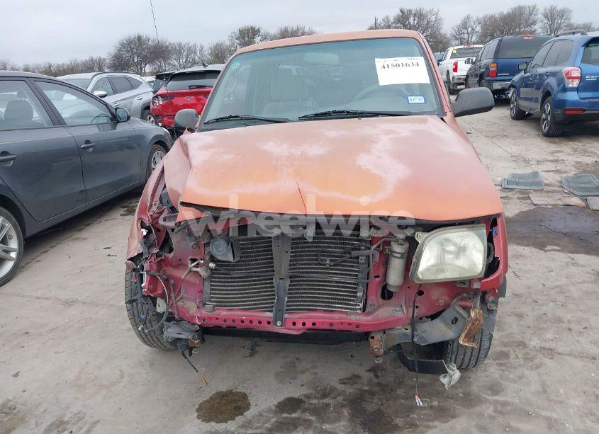 Photo 13 of 2001 Toyota Tacoma (VIN 5TEVL52N81Z768278)