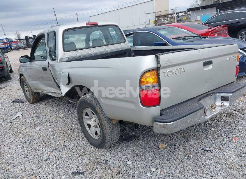 Photo 3 of 2001 Toyota Tacoma (VIN 5TEVL52N81Z858305)