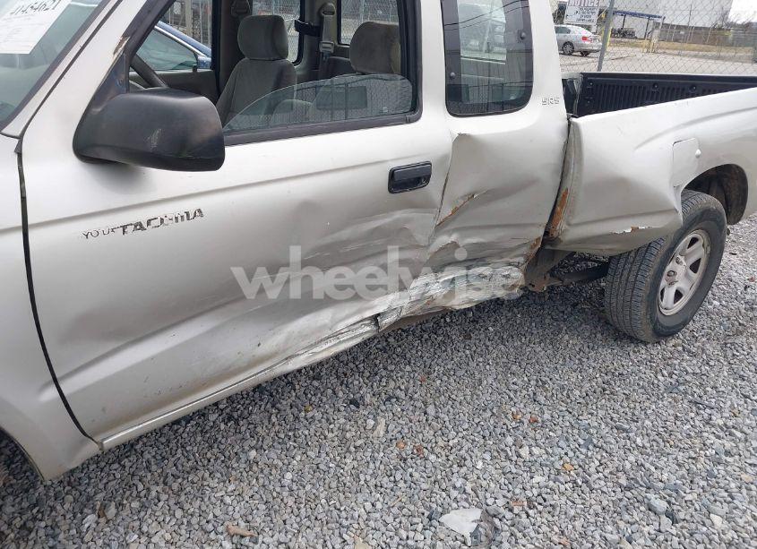 Photo 6 of 2001 Toyota Tacoma (VIN 5TEVL52N81Z858305)