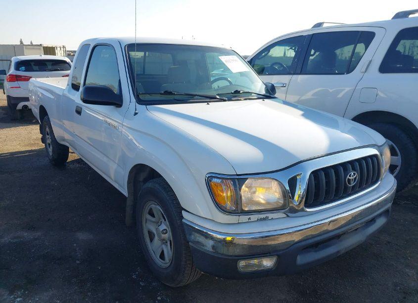 2004 Toyota Tacoma (VIN 5TEVL52N84Z423885) main photo