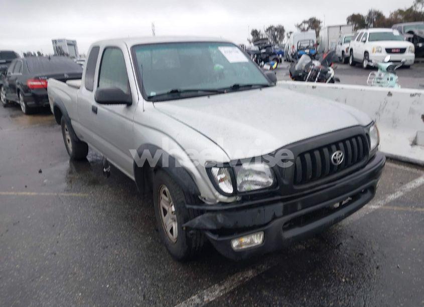 2004 Toyota Tacoma (VIN 5TEVL52N84Z465215) main photo