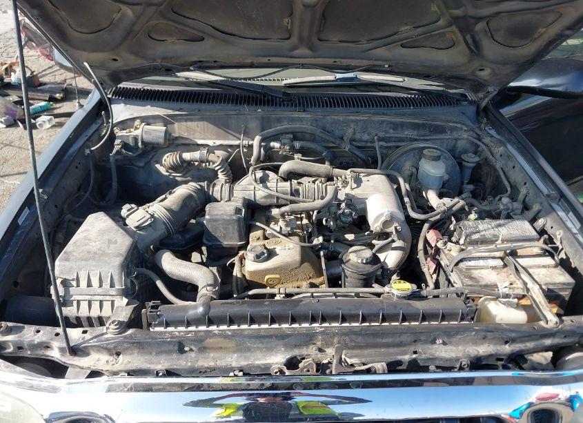 Photo 10 of 2002 Toyota Tacoma (VIN 5TEVL52N92Z141803)