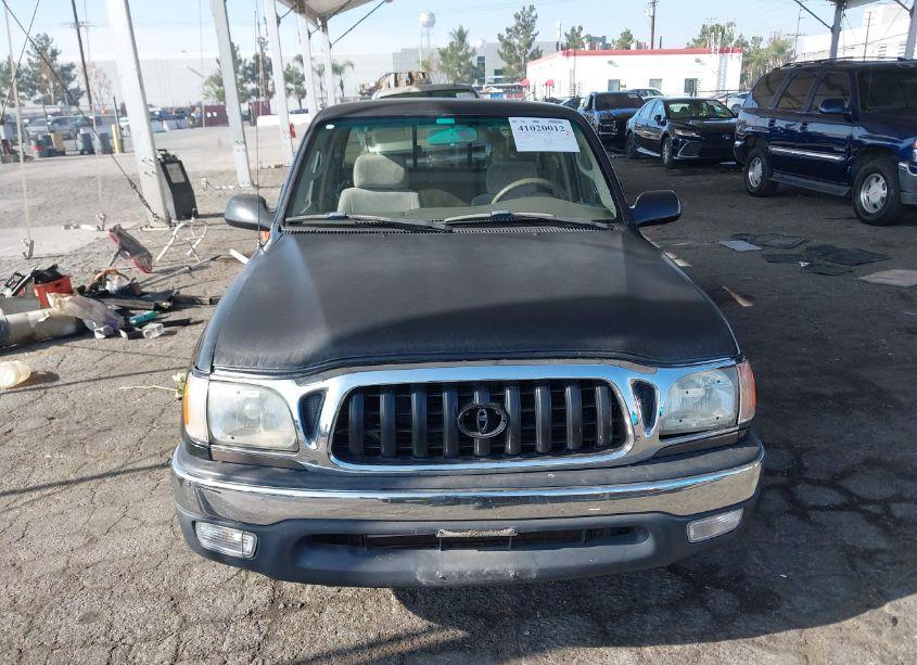 Photo 12 of 2002 Toyota Tacoma (VIN 5TEVL52N92Z141803)