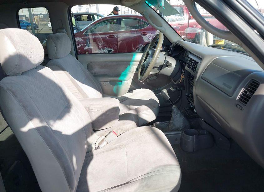 Photo 5 of 2002 Toyota Tacoma (VIN 5TEVL52N92Z141803)