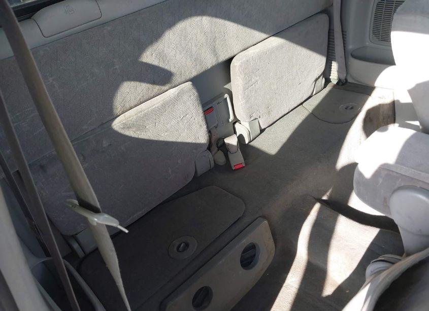 Photo 8 of 2002 Toyota Tacoma (VIN 5TEVL52N92Z141803)
