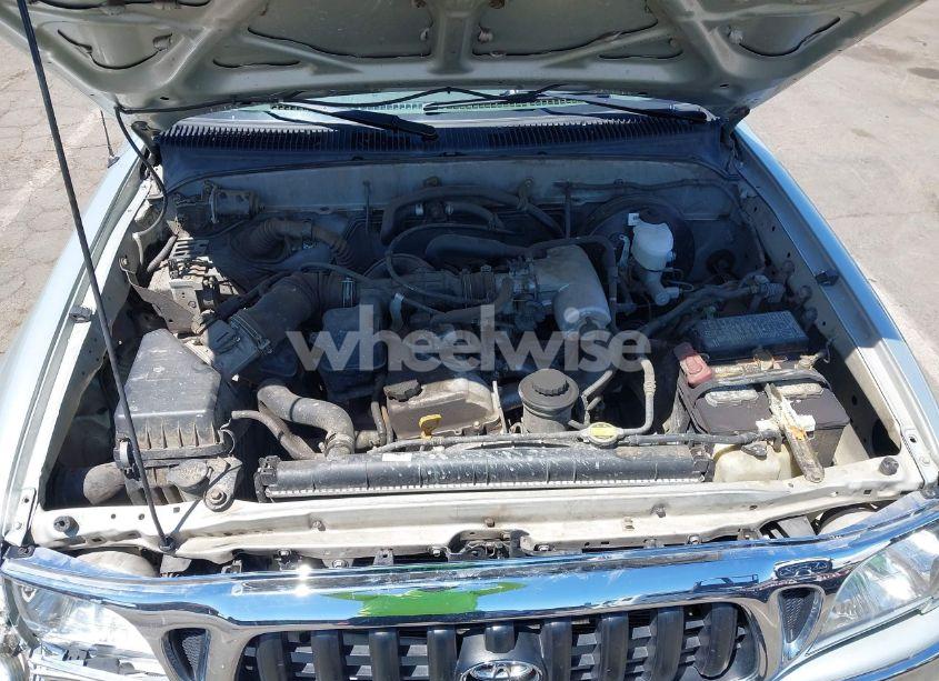 Photo 10 of 2004 Toyota Tacoma (VIN 5TEVL52N94Z372042)