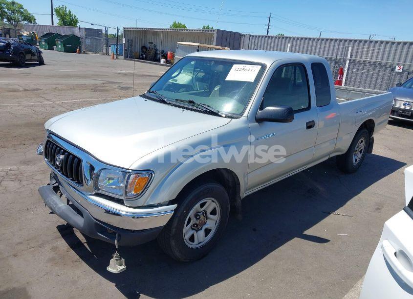 Photo 2 of 2004 Toyota Tacoma (VIN 5TEVL52N94Z372042)
