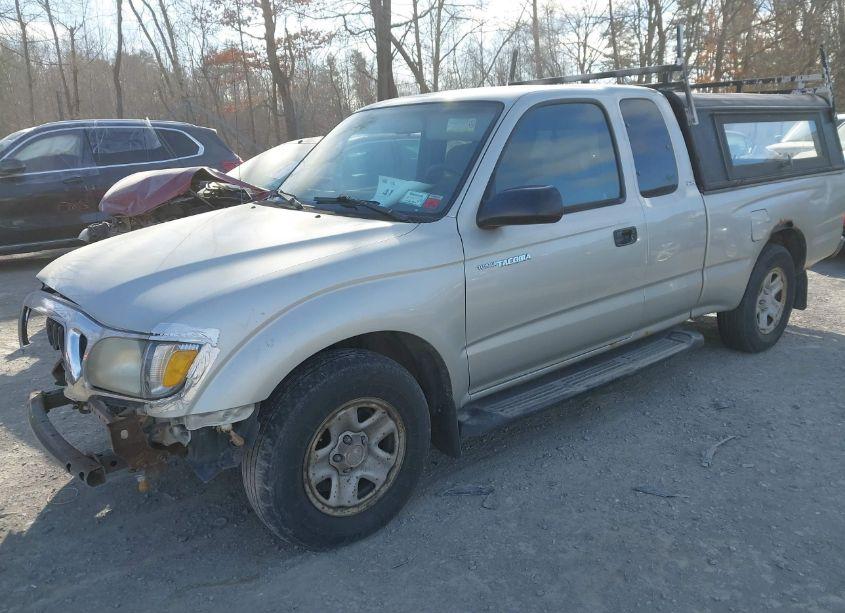 Photo 2 of 2002 Toyota Tacoma (VIN 5TEVL52NX2Z012405)