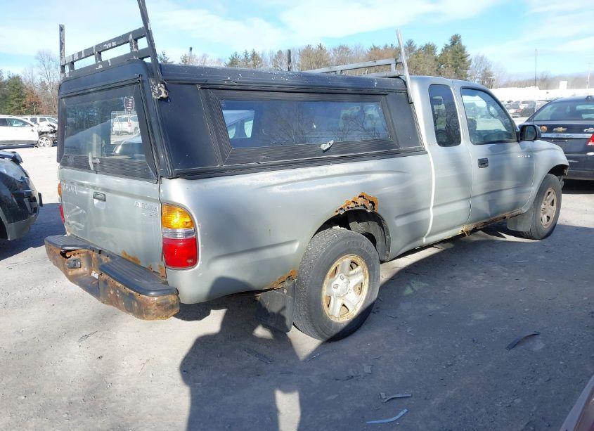Photo 4 of 2002 Toyota Tacoma (VIN 5TEVL52NX2Z012405)