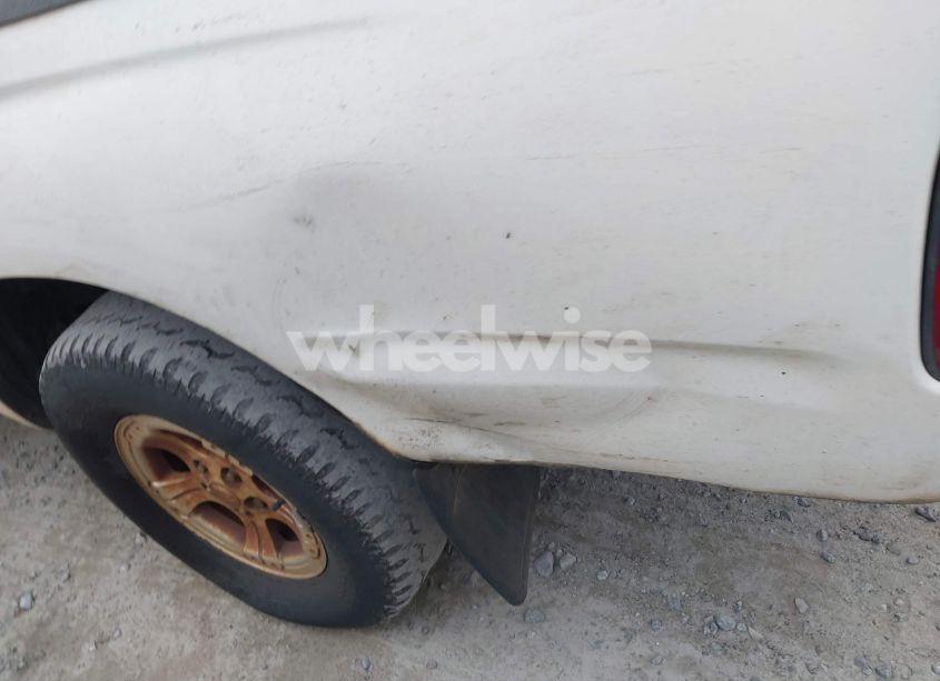 Photo 13 of 2003 Toyota Tacoma (VIN 5TEVL52NX3Z262468)