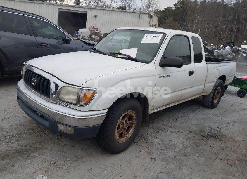 Photo 2 of 2003 Toyota Tacoma (VIN 5TEVL52NX3Z262468)