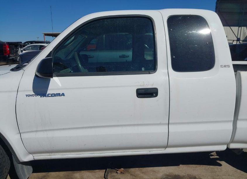 Photo 14 of 2004 Toyota Tacoma (VIN 5TEVL52NX4Z433916)