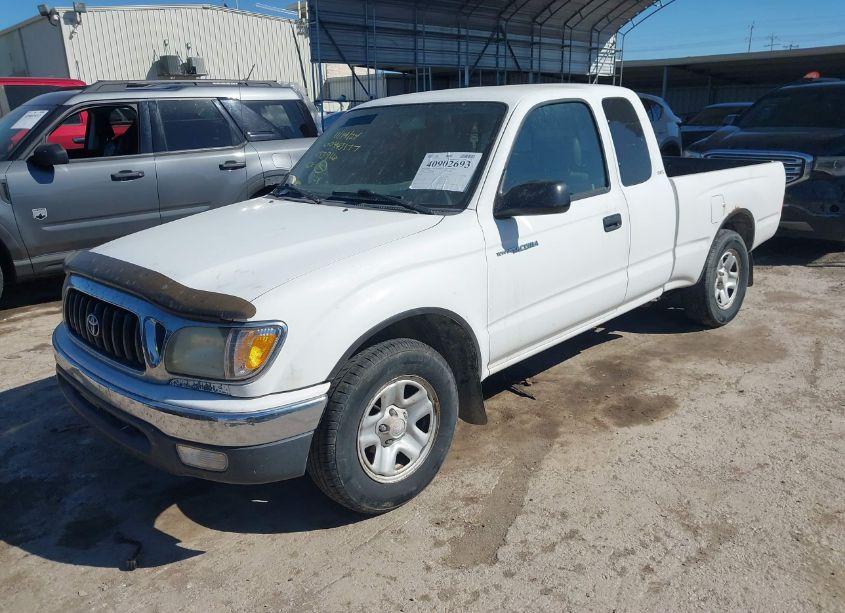Photo 2 of 2004 Toyota Tacoma (VIN 5TEVL52NX4Z433916)