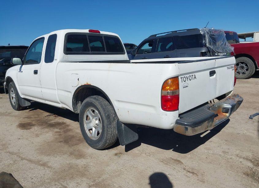 Photo 3 of 2004 Toyota Tacoma (VIN 5TEVL52NX4Z433916)