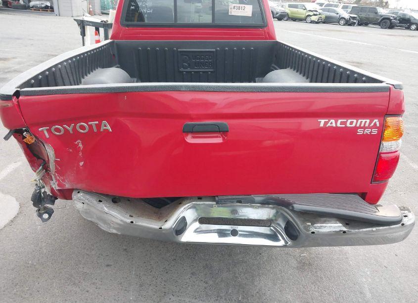 Photo 16 of 2004 Toyota Tacoma (VIN 5TEVL52NX4Z450411)