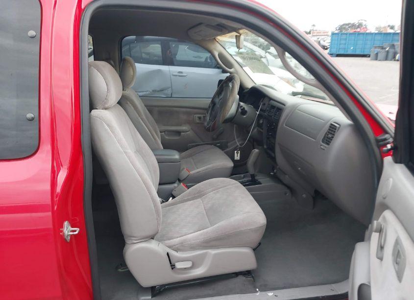 Photo 5 of 2004 Toyota Tacoma (VIN 5TEVL52NX4Z450411)
