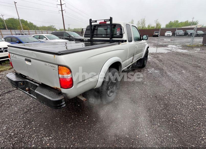 Photo 4 of 2002 Toyota Tacoma (VIN 5TEWM72N02Z106497)