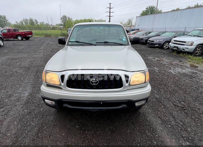 Photo 6 of 2002 Toyota Tacoma (VIN 5TEWM72N02Z106497)
