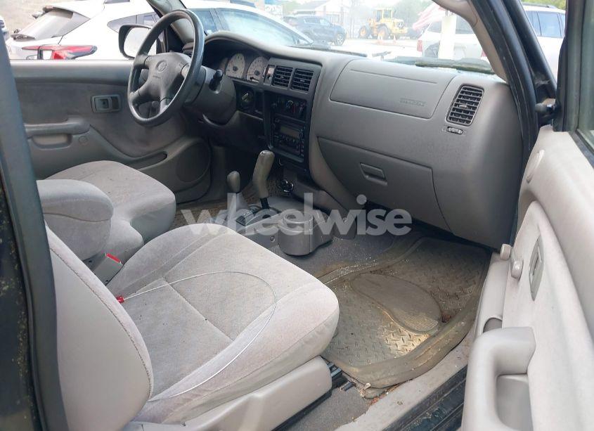 Photo 5 of 2003 Toyota Tacoma (VIN 5TEWM72N03Z296853)