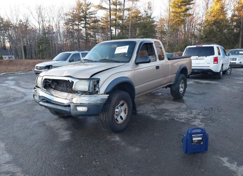 Photo 2 of 2004 Toyota Tacoma (VIN 5TEWM72N04Z333711)