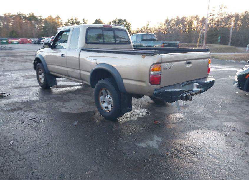 Photo 3 of 2004 Toyota Tacoma (VIN 5TEWM72N04Z333711)