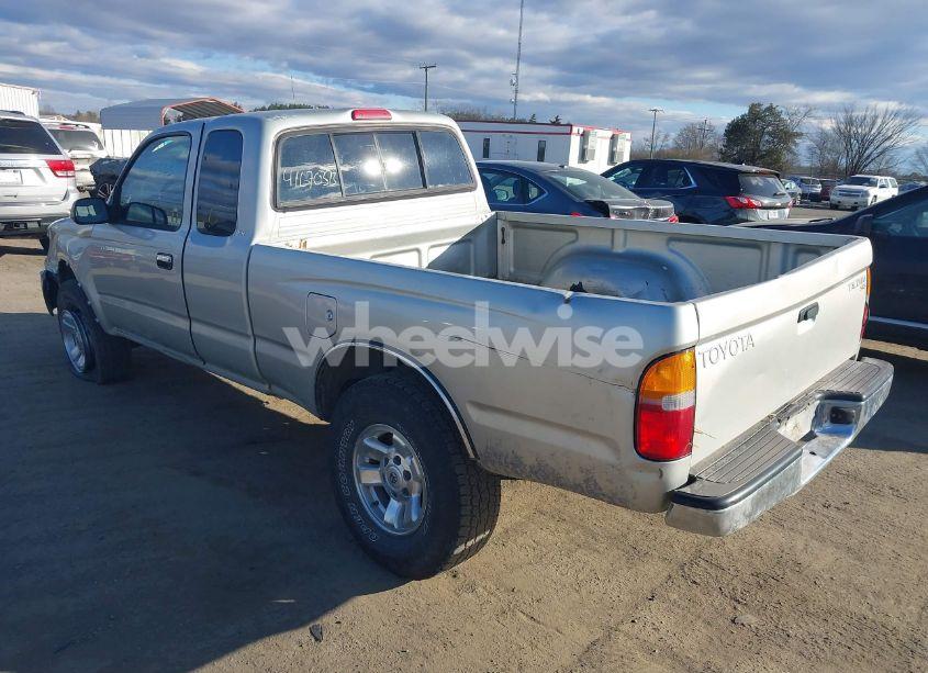 Photo 3 of 2000 Toyota Tacoma (VIN 5TEWM72N1YZ709127)