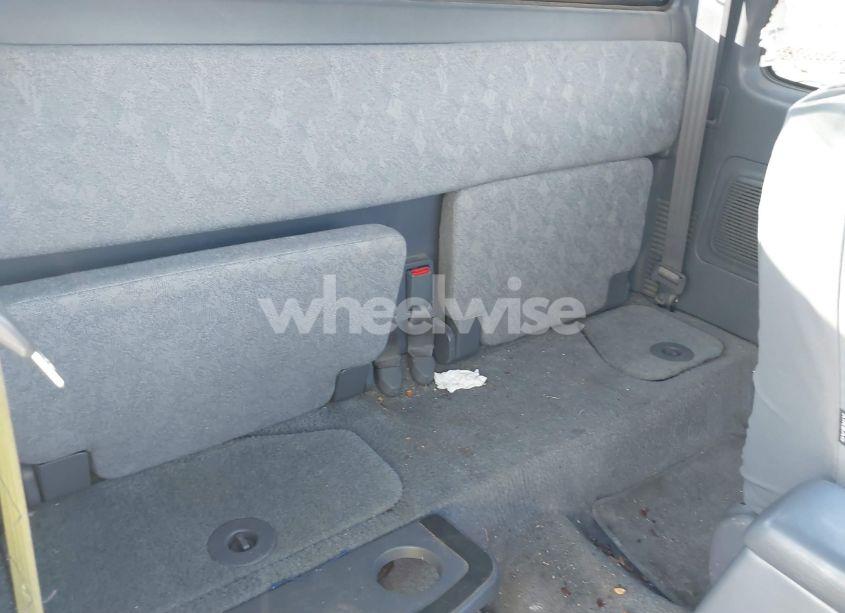 Photo 8 of 2000 Toyota Tacoma (VIN 5TEWM72N1YZ709127)
