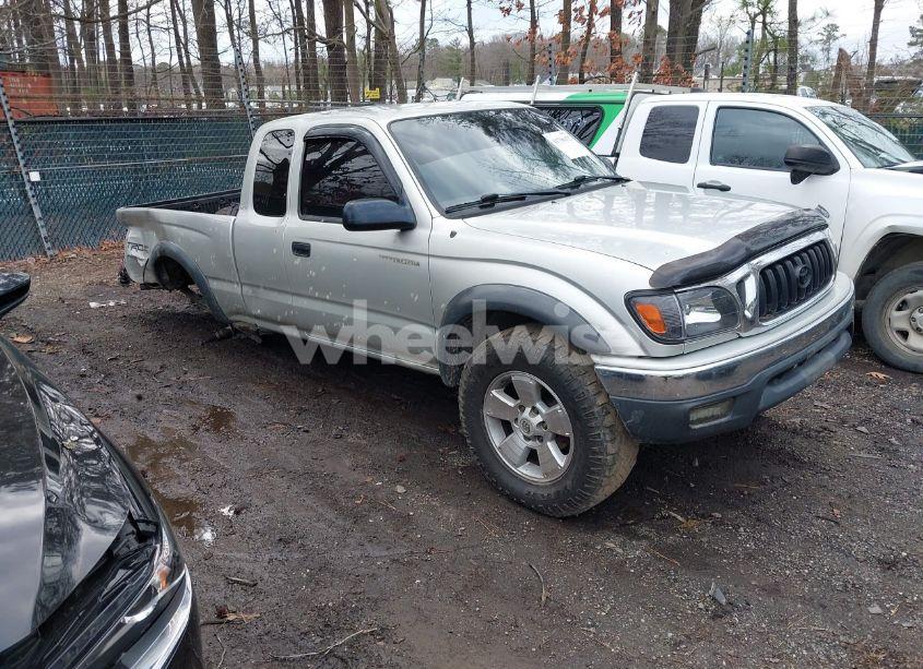 2001 Toyota Tacoma (VIN 5TEWM72N21Z822185) main photo