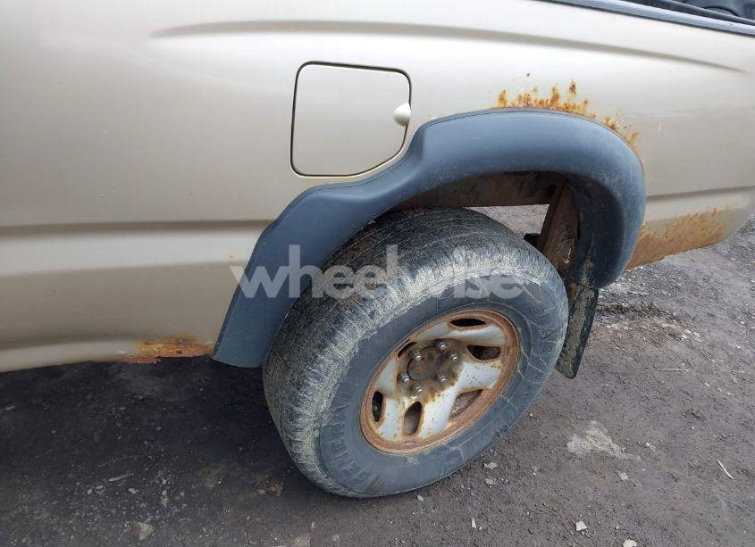 Photo 12 of 2003 Toyota Tacoma (VIN 5TEWM72N23Z272800)