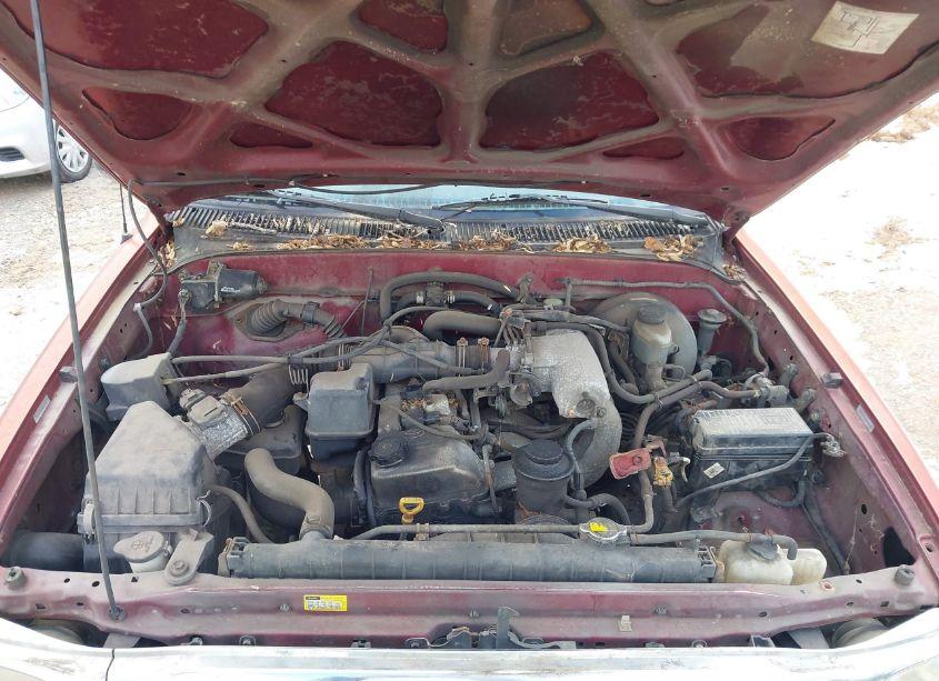 Photo 10 of 2002 Toyota Tacoma (VIN 5TEWM72N32Z087850)