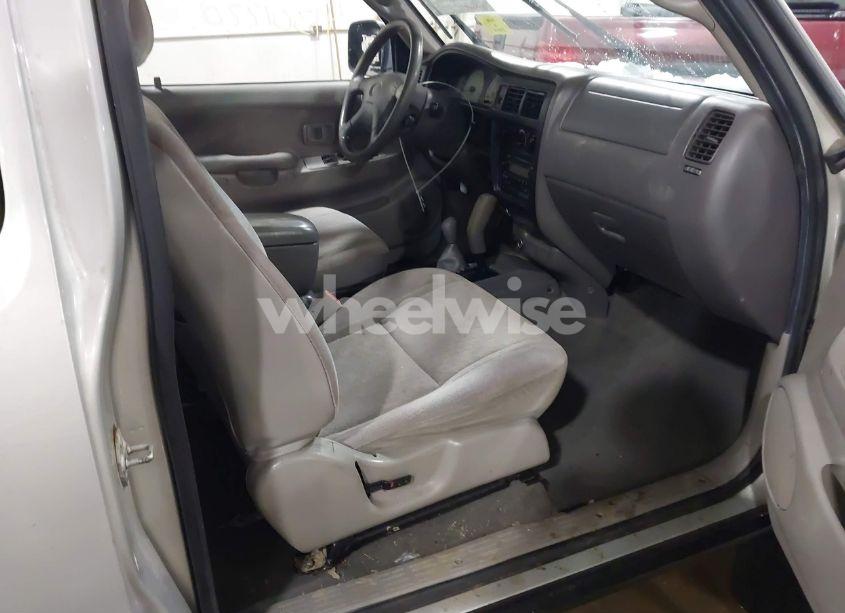 Photo 5 of 2003 Toyota Tacoma (VIN 5TEWM72N33Z271199)