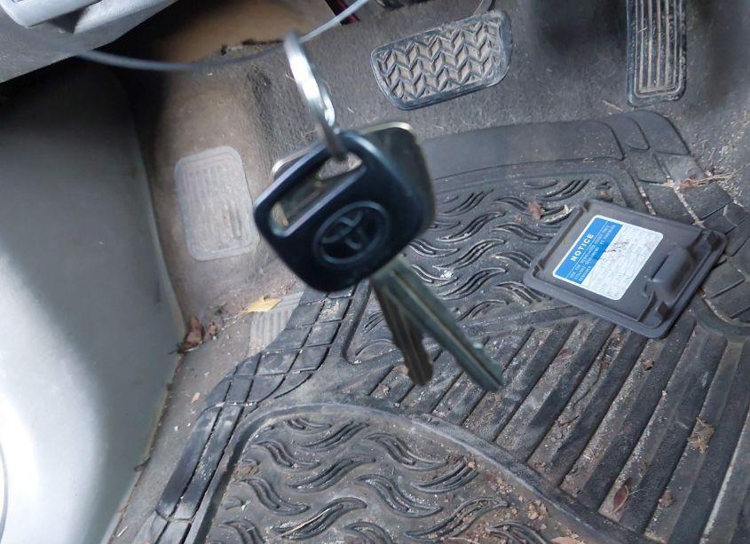 Photo 11 of 2004 Toyota Tacoma N/A (VIN 5TEWM72N34Z379582)